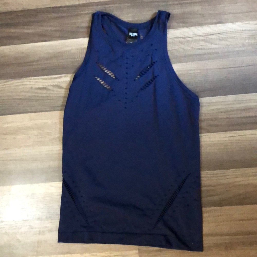 Victoria Sport tank